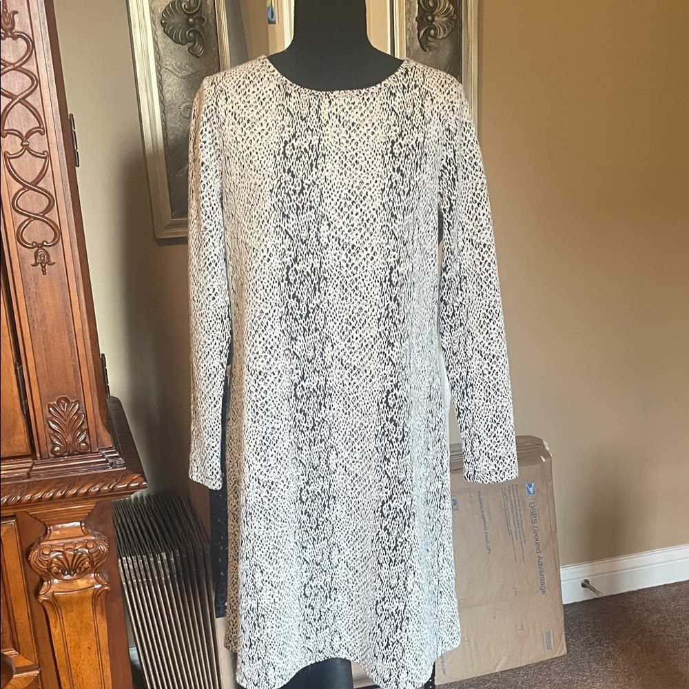 Tyler Boe Monochrome Snake Print Long Sleeve Dress Size Medium